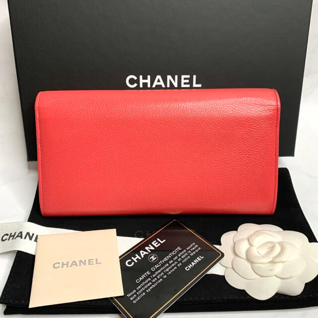 CHANEL(シャネル)のCHANEL シャネル 極美品 デカココ ステッチ フラップ ウォレット 財布 レディースのファッション小物(財布)の商品写真