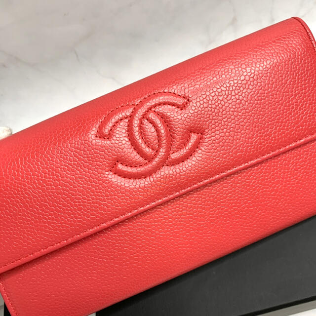 CHANEL(シャネル)のCHANEL シャネル 極美品 デカココ ステッチ フラップ ウォレット 財布 レディースのファッション小物(財布)の商品写真