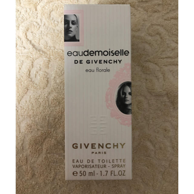 GIVENCHY(ジバンシィ)のGIVENCHY  香水　オードモワゼル　フローラル　オーデトワレ コスメ/美容の香水(香水(女性用))の商品写真