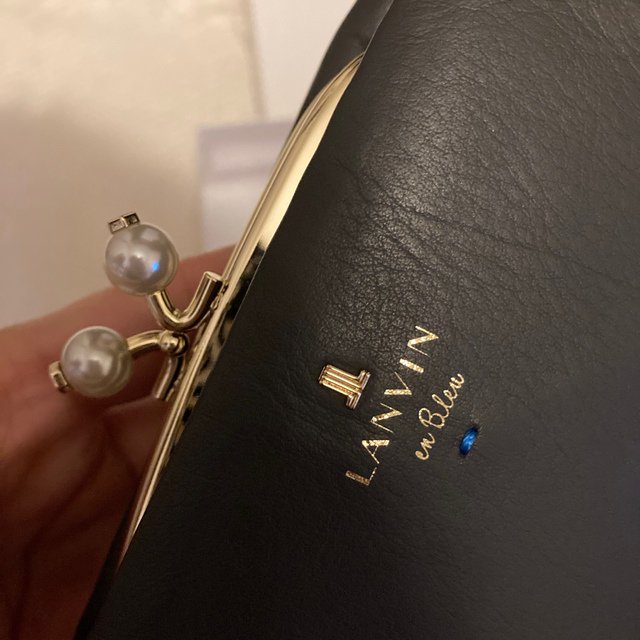 LANVIN en Bleu(ランバンオンブルー)のランバン　パールがま口財布 レディースのファッション小物(財布)の商品写真