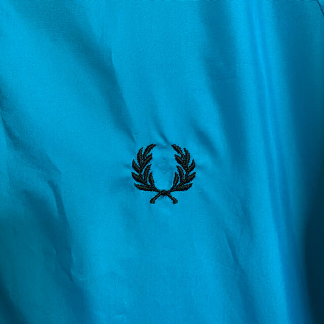 FRED PERRY(フレッドペリー)のフレッドペリー　リバーシブルパーカー　ブルー　ドット　M メンズのジャケット/アウター(ブルゾン)の商品写真