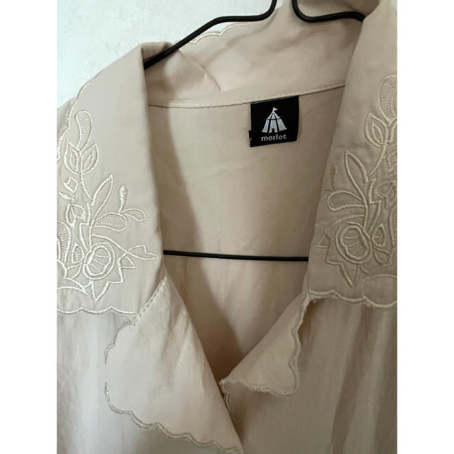 merlot(メルロー)の[merlot]襟刺繍シャツワンピース レディースのワンピース(ロングワンピース/マキシワンピース)の商品写真