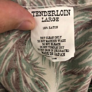 TENDERLOIN - TENDERLOIN RAYON WOLF SHT L 緑 ショールカラーの通販