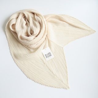 プリーツプリーズイッセイミヤケ(PLEATS PLEASE ISSEY MIYAKE)の未使用【PLEATS PLEASE】スカーフ(バンダナ/スカーフ)