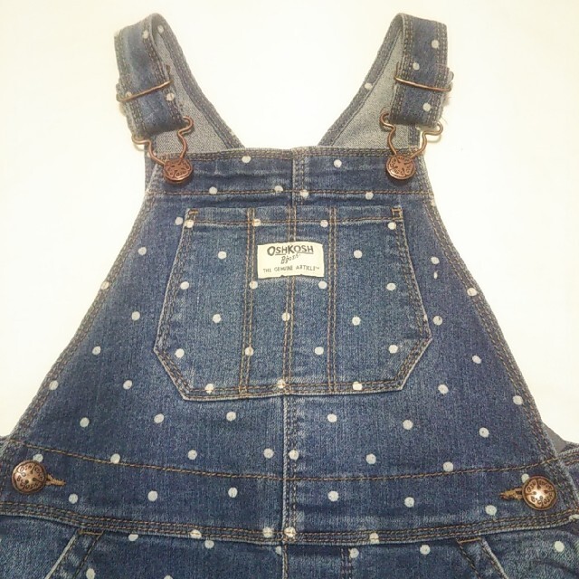 OshKosh(オシュコシュ)のかほmama様専用 OSHKOSH*サロペットパンツ(Dot/Denim) 5T キッズ/ベビー/マタニティのキッズ服女の子用(90cm~)(パンツ/スパッツ)の商品写真