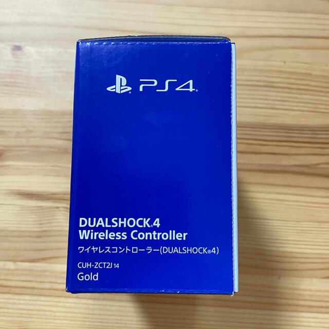 PlayStation4(プレイステーション4)のPS4 純正 ワイヤレスコントローラ ゴールド　DUALSHOCK4 新品 エンタメ/ホビーのゲームソフト/ゲーム機本体(その他)の商品写真