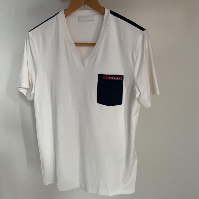 美品！PRADA プラダ　Vネック　Tシャツ