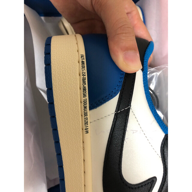 NIKE(ナイキ)のTravis Scott x Fragment NIKE AIR JORDAN1 メンズの靴/シューズ(スニーカー)の商品写真