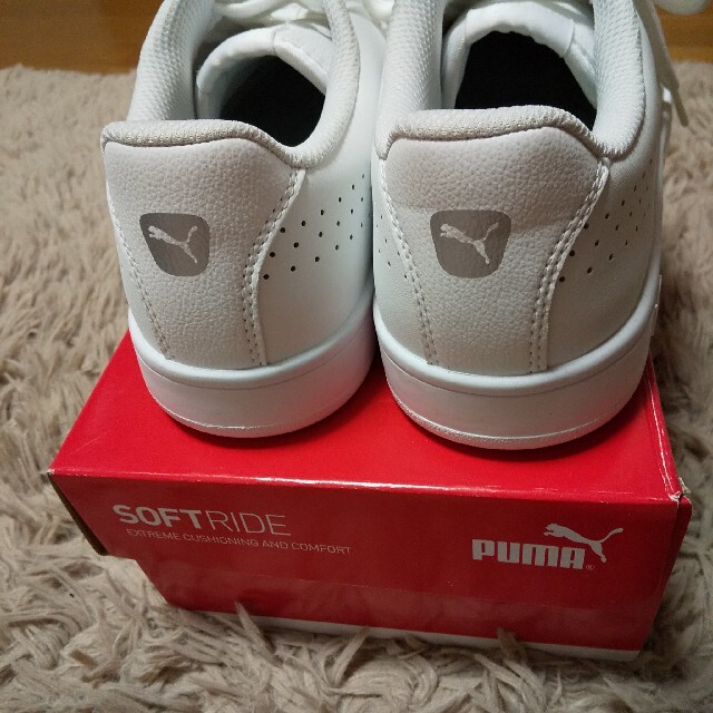 PUMA(プーマ)のPUMA プーマ コートピュア メンズ 26.0cm メンズの靴/シューズ(スニーカー)の商品写真