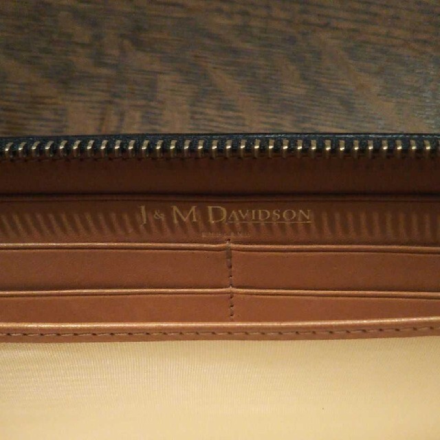 J&M DAVIDSON(ジェイアンドエムデヴィッドソン)のJ&MDAVIDSON 長財布 レディースのファッション小物(財布)の商品写真