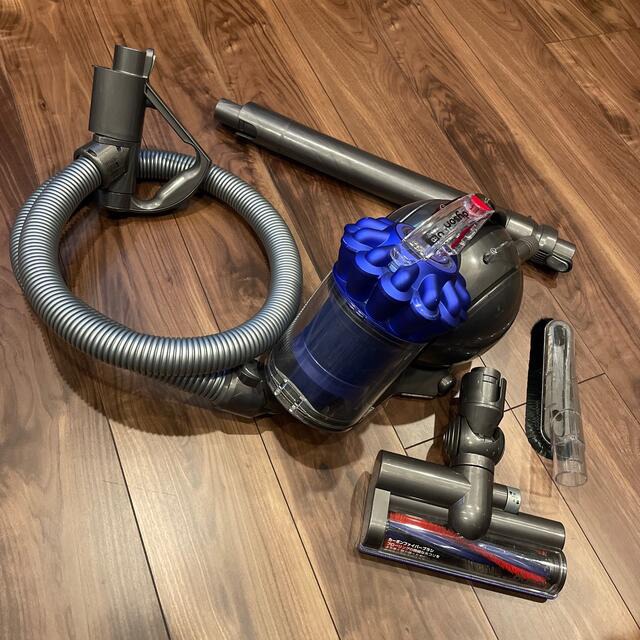 Dyson(ダイソン)のダイソン DC48 タービンヘッド サイクロン式 キャニスター掃除機 スマホ/家電/カメラの生活家電(掃除機)の商品写真