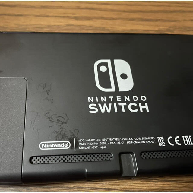 任天堂　Switch 本体 1