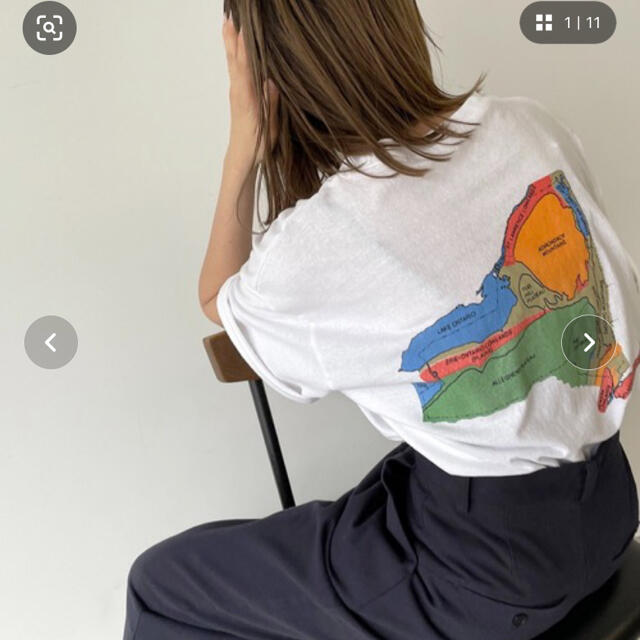 via j(ヴィアジェイ) ’NY MAP’プリント半袖Tシャツ レディースのトップス(Tシャツ(半袖/袖なし))の商品写真
