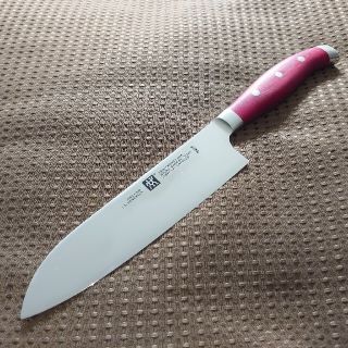 ツヴィリングジェイエーヘンケルス(Zwilling J.A. Henckels)のツヴィリング 180mm 包丁 家庭料理 おうちご飯 三層構造 高硬度(調理道具/製菓道具)