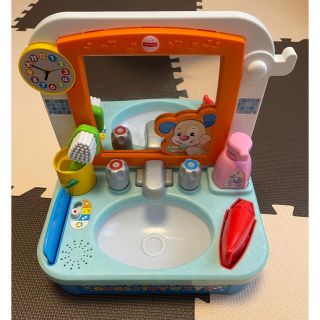 フィッシャープライス(Fisher-Price)のフィッシャープライス スマートステージ・バイリンガル・シンク DYM69(知育玩具)