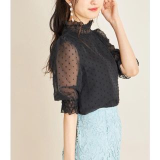 トッコ(tocco)のTOCCO ドットブラウス　カットソー　送料込　限定値下(シャツ/ブラウス(半袖/袖なし))