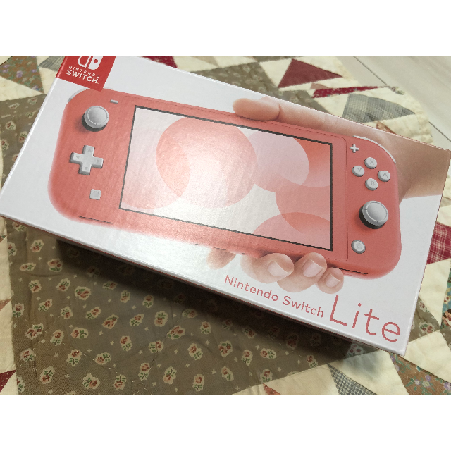 当社の - Switch Nintendo 新品未使用 3台セット Lite Switch Nintendo