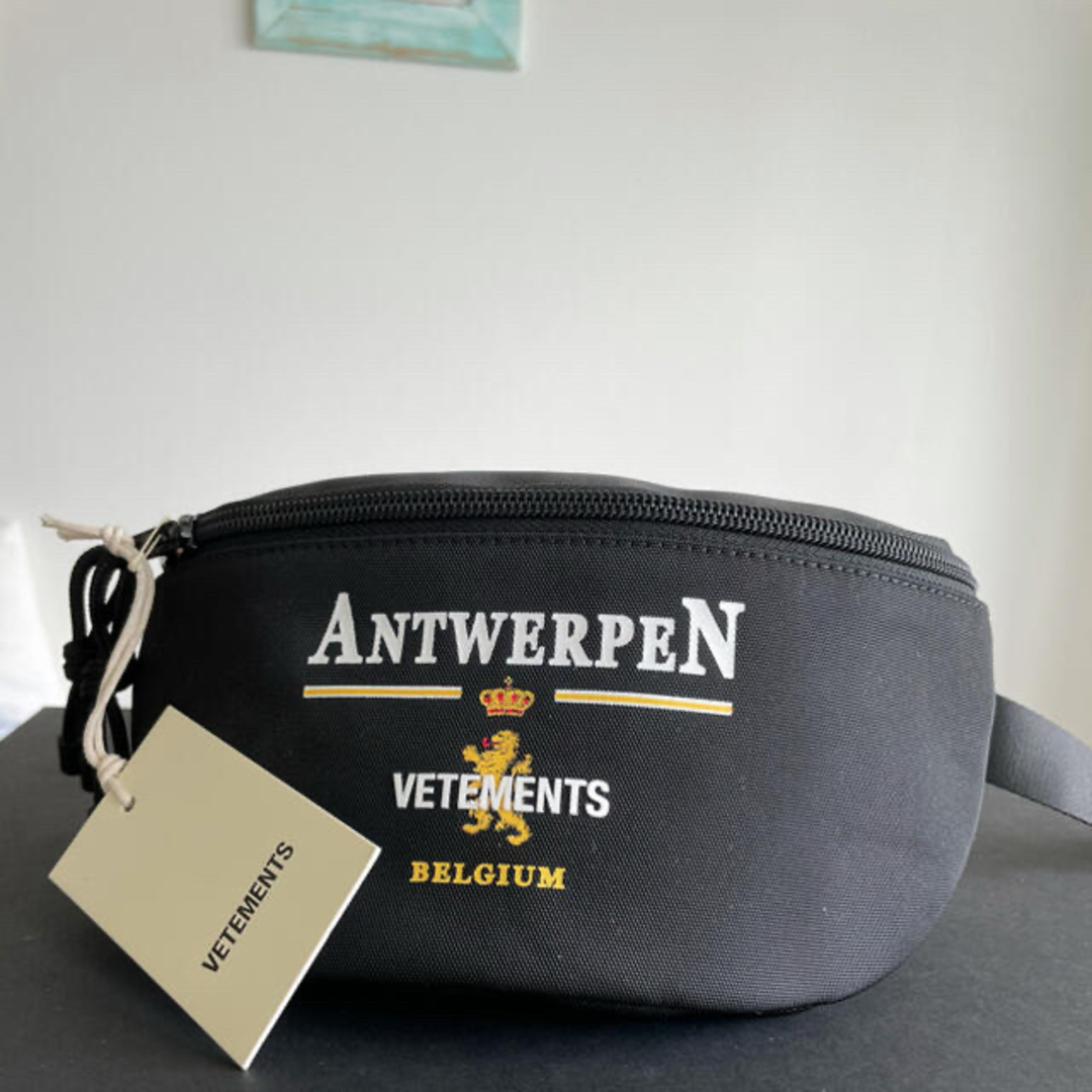 【新品/定価5.7万】VETEMENTS Antwerp ロゴ Belt Bag