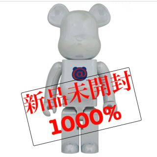 メディコムトイ(MEDICOM TOY)の【新品未開封】ベアブリック ファーストモデル ホワイトクローム 1000%(その他)