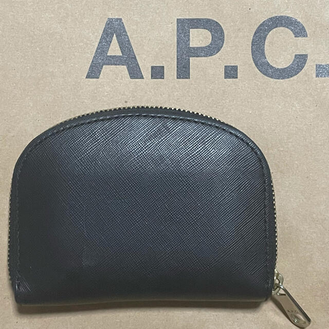 A.P.C(アーペーセー)のA.P.C コンパクトウォレット レディースのファッション小物(財布)の商品写真