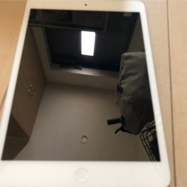 ✨値下げ中✨iPad mini WiFi 16GB白 送料無料!!