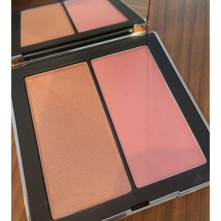 ナーズ(NARS)のNARS アンインヒビテッド　ブラッシュデュオ(チーク)