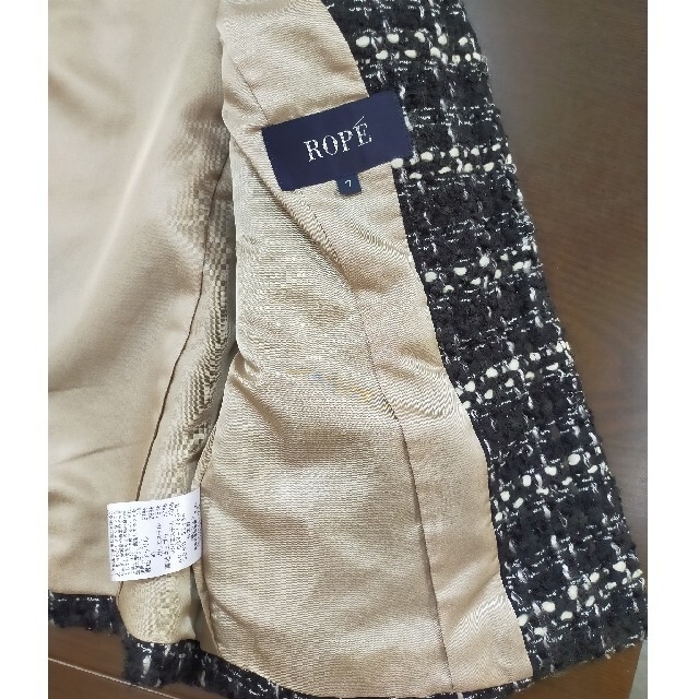 ROPE’(ロペ)のROPE ノーカラージャケット レディースのジャケット/アウター(ノーカラージャケット)の商品写真