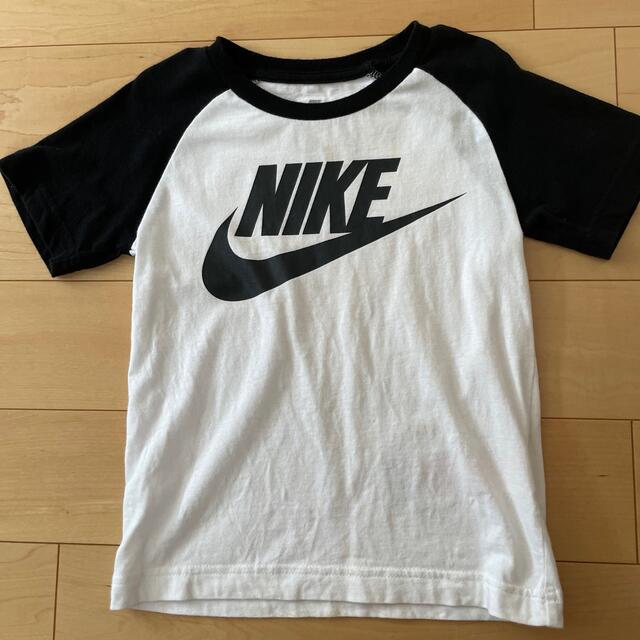 NIKE(ナイキ)のNIKE キッズ/ベビー/マタニティのキッズ服女の子用(90cm~)(Tシャツ/カットソー)の商品写真