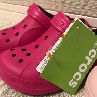 クロックス(crocs)の【新品】クロックス ボア　18.5cm(サンダル)