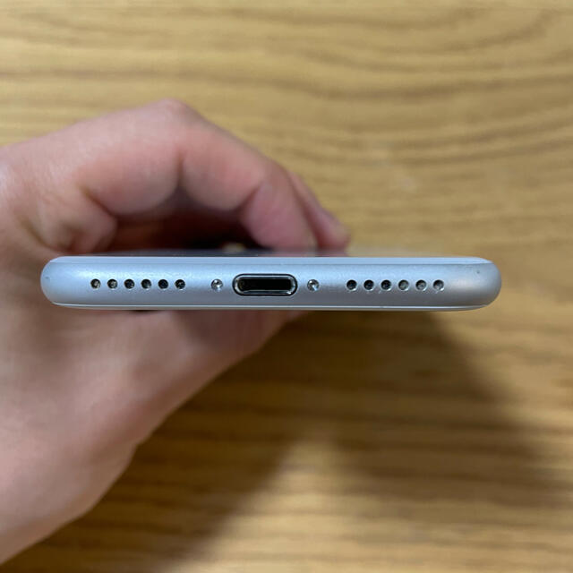 iPhone8 64GB シルバー SIMロック解除済み iPhone8 64GB シルバー SIMロック解除済み