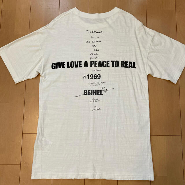 DEUXIEME CLASSE(ドゥーズィエムクラス)のDeuxieme Classe LOVE A PEACE バックプリントTシャツ レディースのトップス(Tシャツ(半袖/袖なし))の商品写真