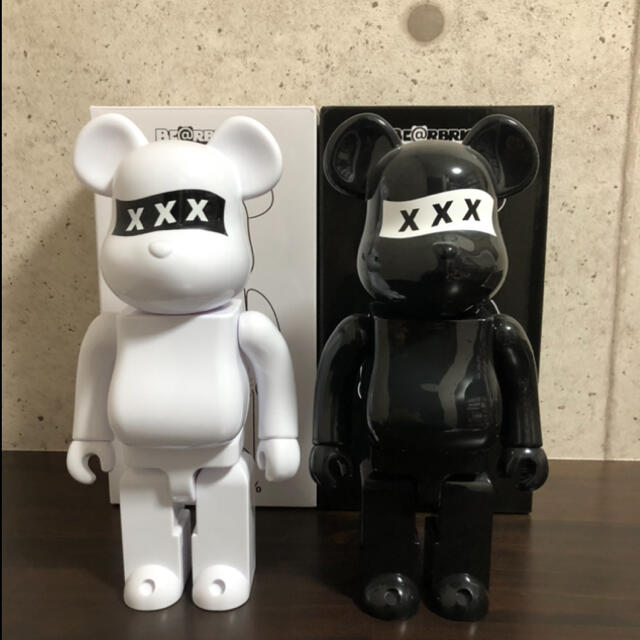 MEDICOM TOY(メディコムトイ)のxxx ベアブリック  400%  BE@RBRICK エンタメ/ホビーのフィギュア(その他)の商品写真