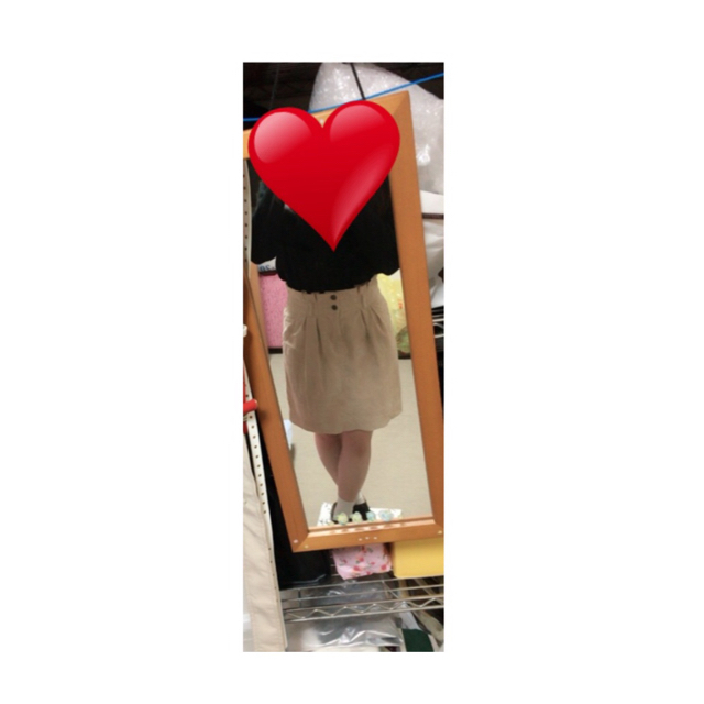 w closet(ダブルクローゼット)のダブルクローゼット タイトスカート ホワイトベージュ フリーサイズ コーデュロイ レディースのスカート(ひざ丈スカート)の商品写真
