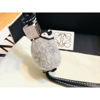 LOEWE - 新品 国内本物 ロエベ ペンギンチャーム キーリング