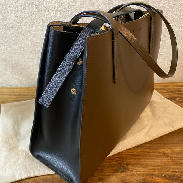 Marni(マルニ)のマルニ　カラーブロック　ハンドバッグ レディースのバッグ(ハンドバッグ)の商品写真