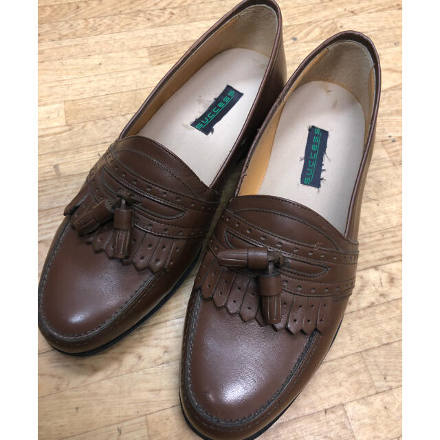 アサヒシューズ(アサヒシューズ)の紳士ローファータッセルブラウン色本革中に難アリ メンズの靴/シューズ(ドレス/ビジネス)の商品写真