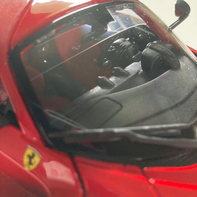 Ferrari(フェラーリ)のラ フェラーリ 1/18 エンタメ/ホビーのおもちゃ/ぬいぐるみ(模型/プラモデル)の商品写真