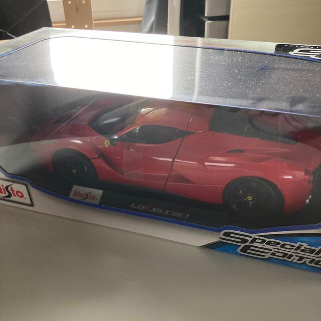 Ferrari(フェラーリ)のラ フェラーリ 1/18 エンタメ/ホビーのおもちゃ/ぬいぐるみ(模型/プラモデル)の商品写真