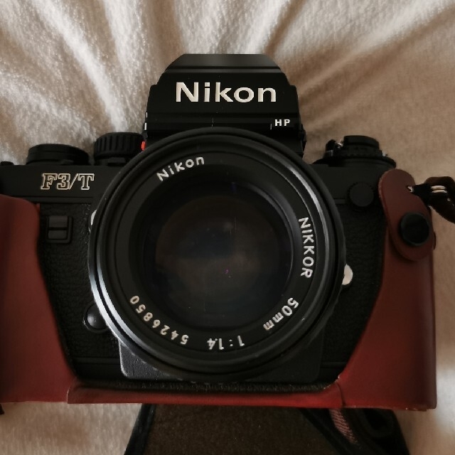 NIKON　F3 / T　と　レンズ スマホ/家電/カメラのカメラ(フィルムカメラ)の商品写真