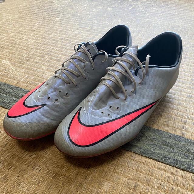 NIKE(ナイキ)のマーキュリアルヴェイパー10  Mercurial Vapor X HG-V スポーツ/アウトドアのサッカー/フットサル(シューズ)の商品写真