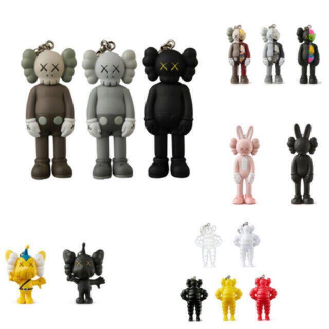 KAWS TOKYO FIRST KEYHOLDER 15種 キーホルダー