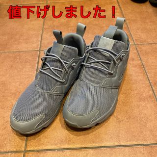 リーボック(Reebok)の値下げ○【中古】Reebokスニーカー〔FURYLITE OM〕(24.5cm)(スニーカー)