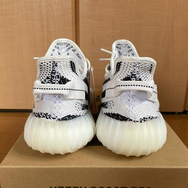 adidas(アディダス)のadidas Yeezy Boost 350 V2 ZEBRA 27cm メンズの靴/シューズ(スニーカー)の商品写真