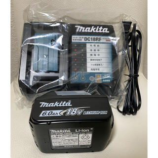Makita - マキタ 新品未使用最新純正バッテリー、充電器セット！の通販 