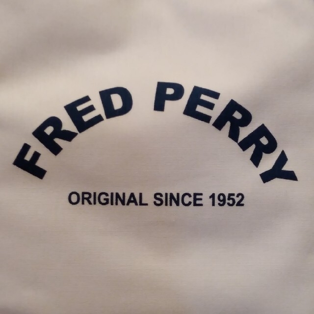 FRED PERRY(フレッドペリー)のFRED PERRY フレッドペリー ショルダー トート バッグ 2way メンズのバッグ(ショルダーバッグ)の商品写真