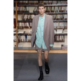 ドリスヴァンノッテン(DRIES VAN NOTEN)のdries van noten(ドリスヴァンノッテン)18SSジャケット　美品(テーラードジャケット)