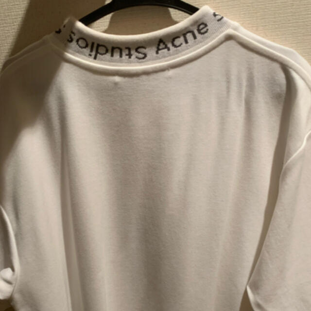 ACNE(アクネ)のアクネ メンズのトップス(Tシャツ/カットソー(半袖/袖なし))の商品写真