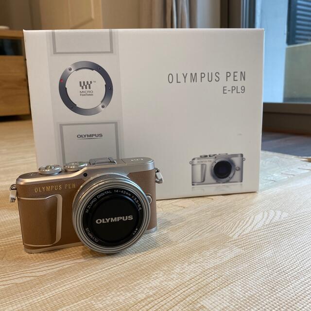 OLYMPUS(オリンパス)のミラーレスカメラ　OLYMPUS PEN E-PL9 スマホ/家電/カメラのカメラ(ミラーレス一眼)の商品写真