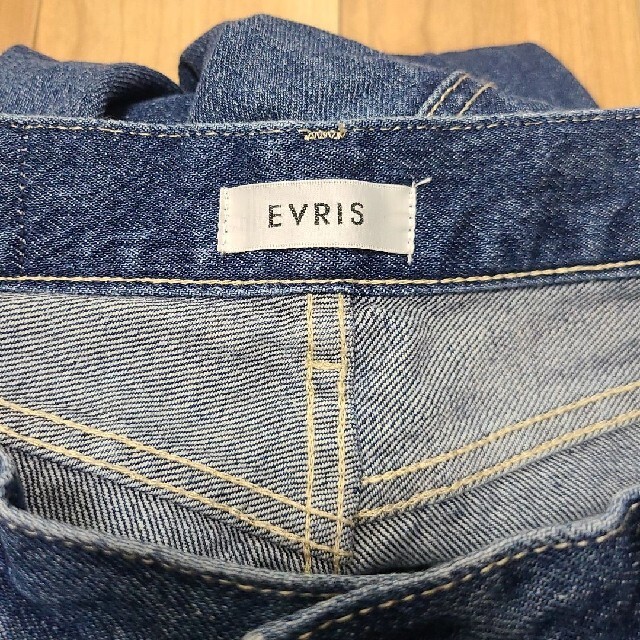 EVRIS エヴリス ハードダメージスルーストレートデニムパンツ Mサイズ