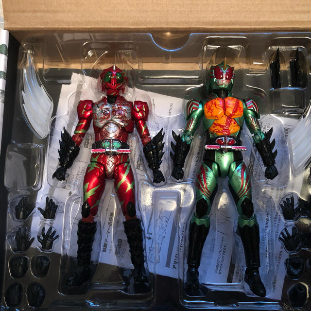 BANDAI(バンダイ)のS.H.フィギュアーツ  仮面ライダーアマゾンズ　最後の審判セット エンタメ/ホビーのフィギュア(特撮)の商品写真